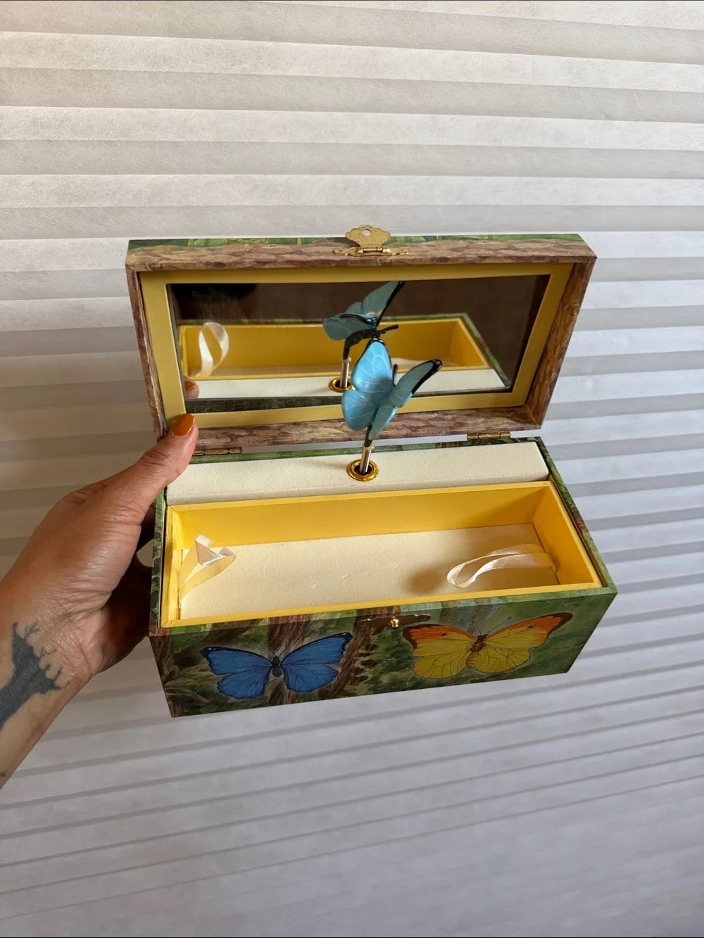 Enchantmints Butterfly Musical Jewelry Box w/  Butterfly Spinner | 2008